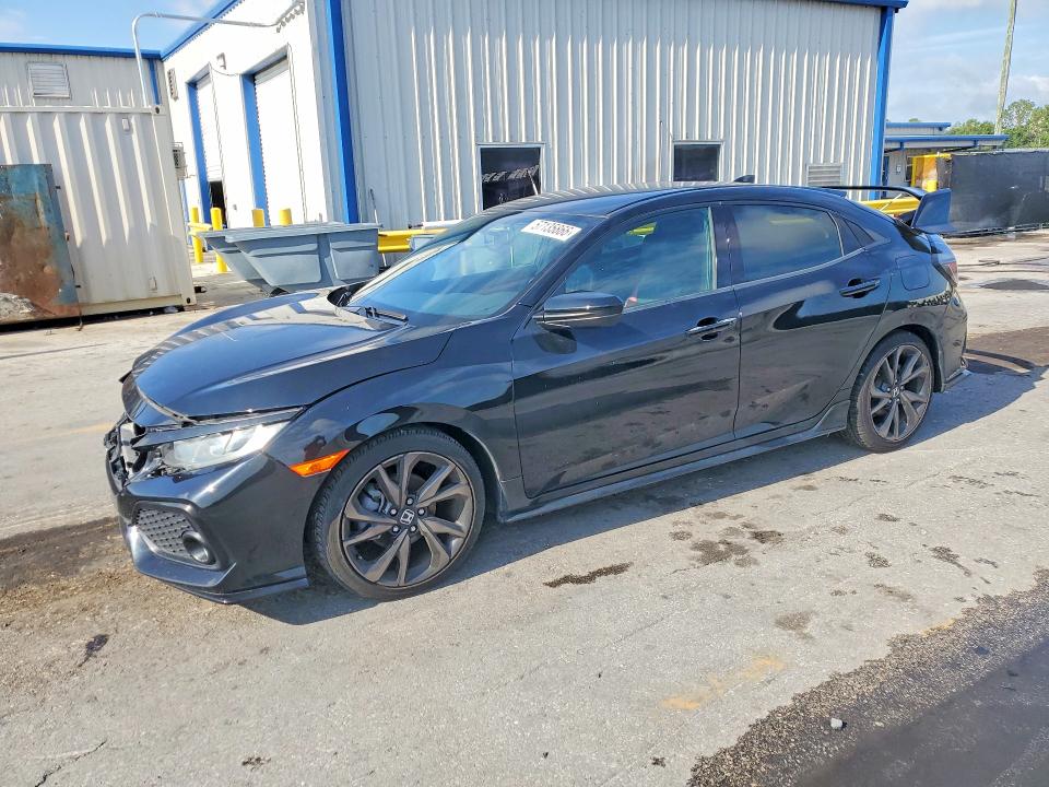 2018 Honda Civic მანქანა იყიდება აუქციონზე, vin: SHHFK7H4XJU204312, აუქციონის ნომერი: 57135866
