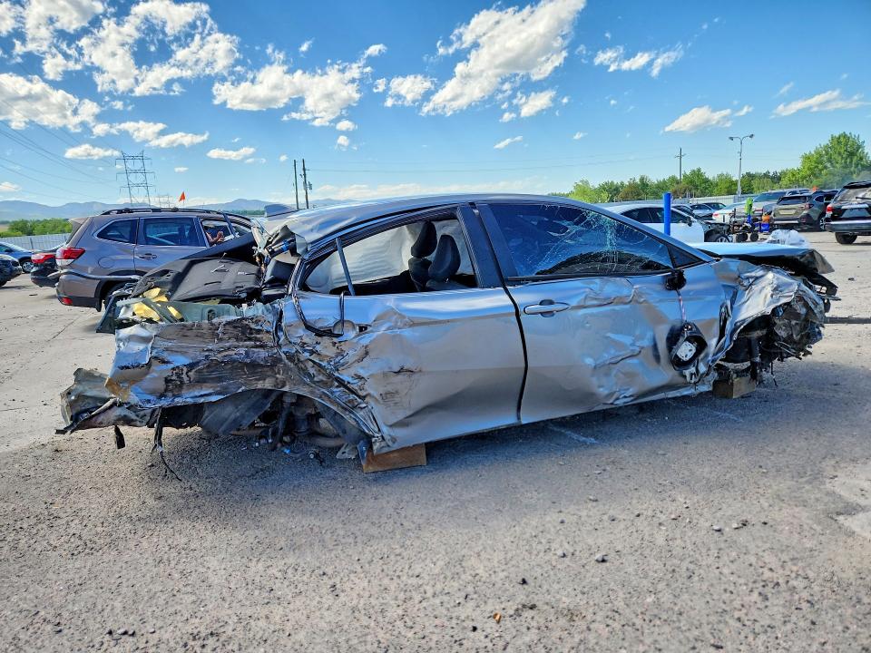 56720726 :رقم المزاد ، 4T1DBADK1SU503329 vin ، 2025 Toyota Camry مزاد بيع