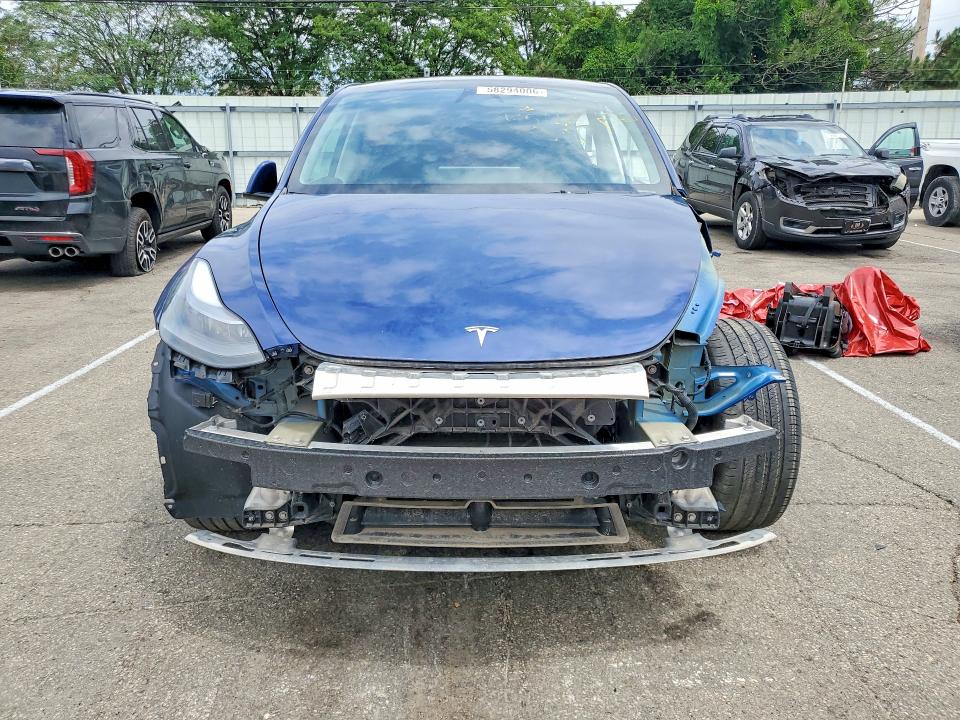 Продаж на аукціоні авто 2024 Tesla Model Y, vin: 7SAYGDEE2RF983601, номер лоту: 58294006