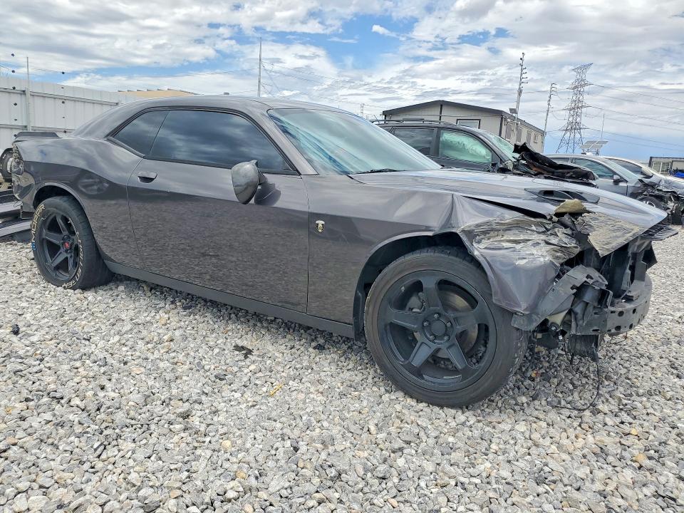 58442896 :رقم المزاد ، 2C3CDZAG1FH764854 vin ، 2015 Dodge Challenger مزاد بيع