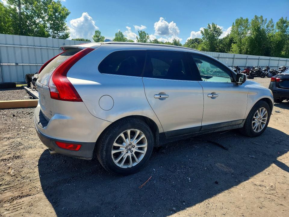 2010 Volvo Xc60 მანქანა იყიდება აუქციონზე, vin: YV4992DZ5A2019485, აუქციონის ნომერი: 57766396