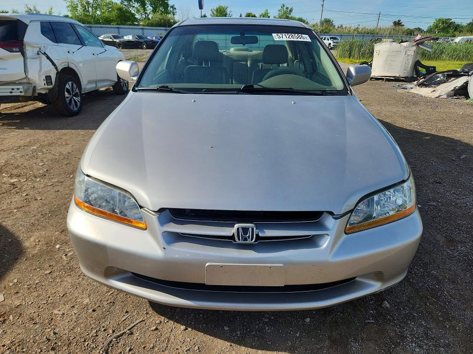 57128586 :رقم المزاد ، 1HGCG1653XA065691 vin ، 1999 Honda Accord مزاد بيع