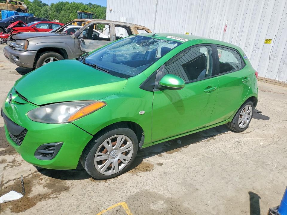 55406786 :رقم المزاد ، JM1DE1HZ3B0105145 vin ، 2011 Mazda Mazda2 مزاد بيع