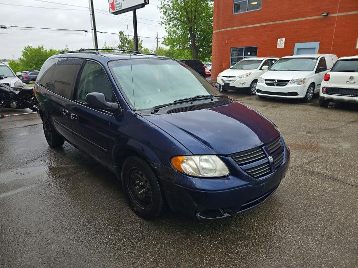 2005 Dodge Grand Caravan მანქანა იყიდება აუქციონზე, vin: 2D4GP24RX5R349102, აუქციონის ნომერი: 55950636