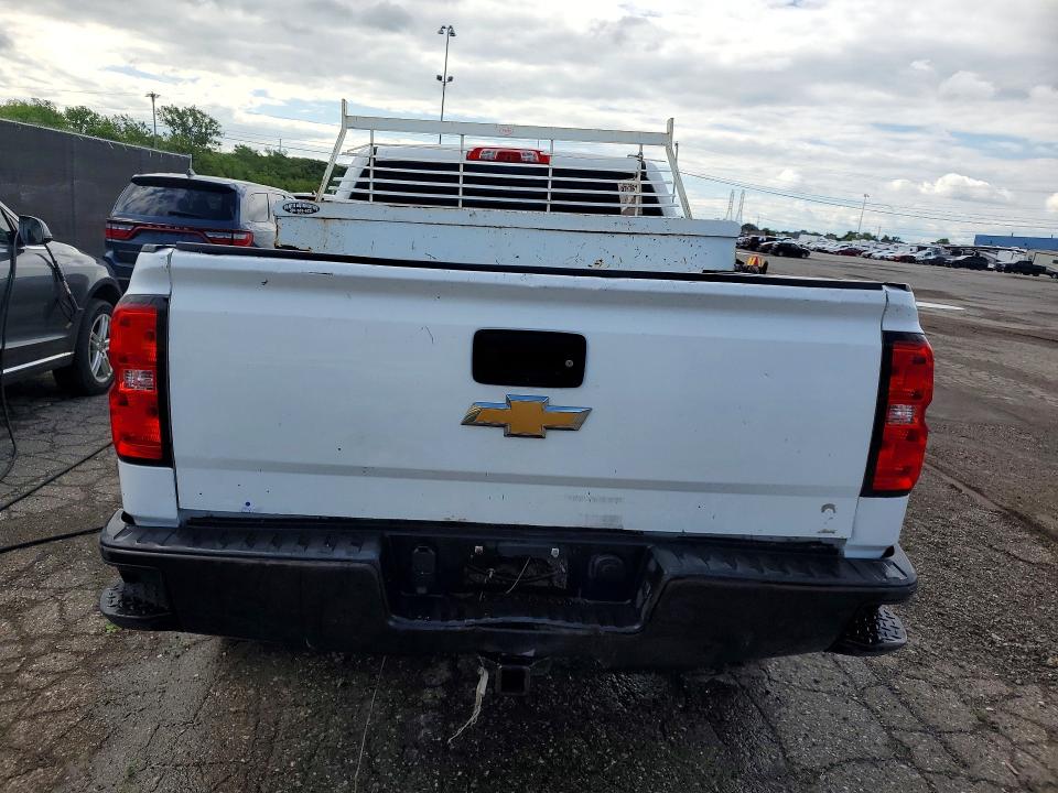 Продаж на аукціоні авто 2018 Chevrolet Silverado, vin: 3GCPCNEC1JG359702, номер лоту: 57647876
