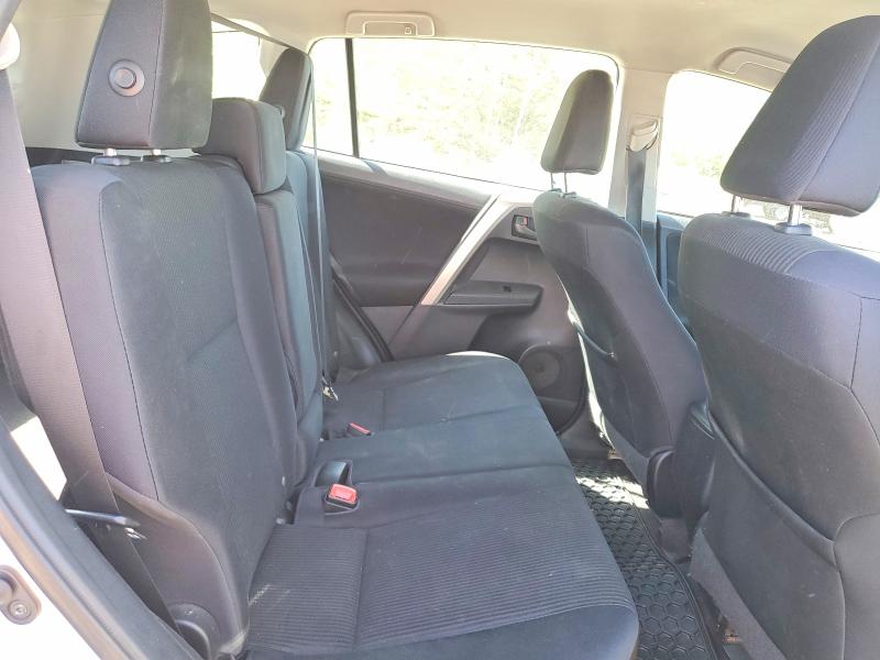 58396406 :رقم المزاد ، 2T3BFREV1FW330265 vin ، 2015 Toyota Rav4 مزاد بيع