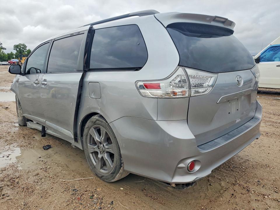 Продажа на аукционе авто 2018 Toyota Sienna, vin: 5TDXZ3DC0JS909462, номер лота: 57403336