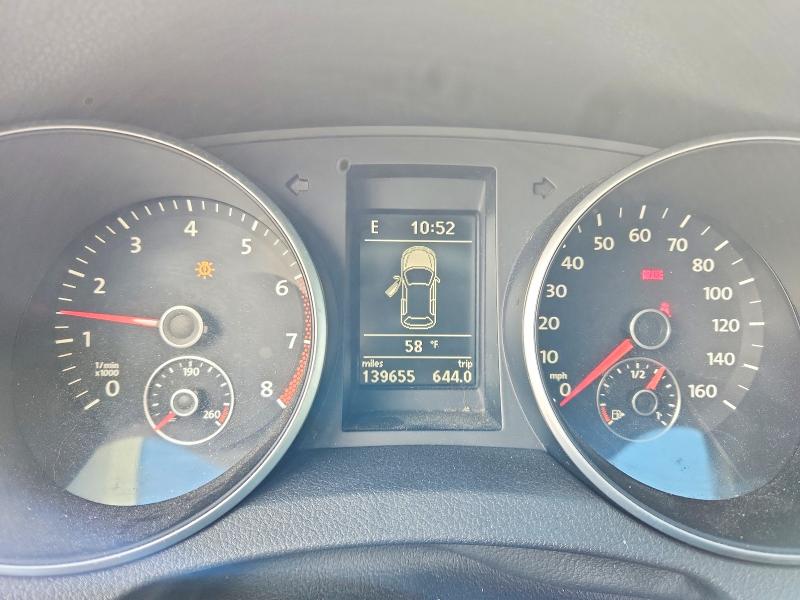 56188976 :رقم المزاد ، WVWAB7AJ2AW300362 vin ، 2010 Volkswagen Golf مزاد بيع