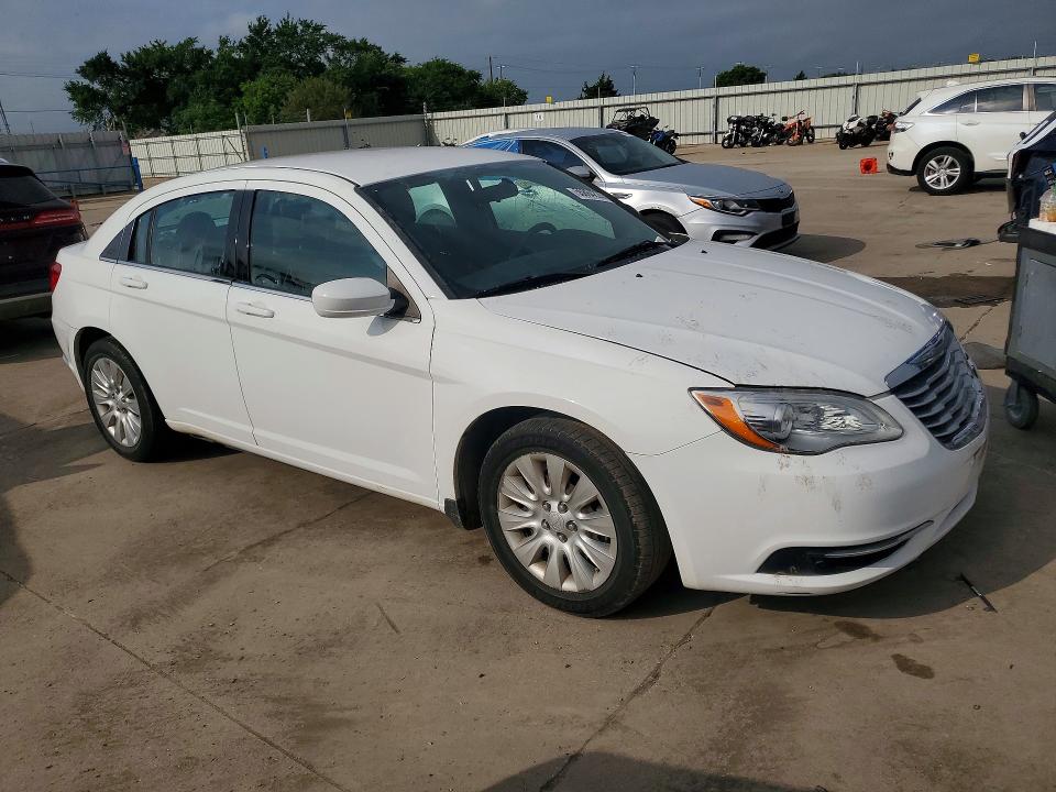 Продажа на аукционе авто 2014 Chrysler 200, vin: 1C3CCBAB8EN205130, номер лота: 55894226