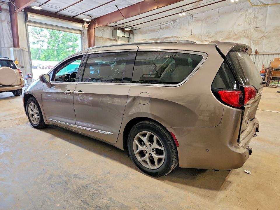 Продажа на аукционе авто 2017 Chrysler Pacifica, vin: 2C4RC1EG1HR669048, номер лота: 57547606