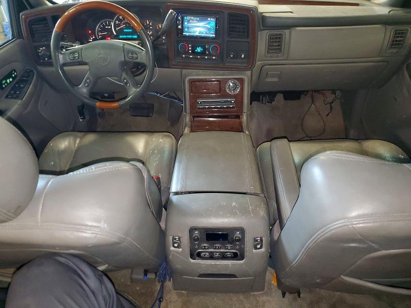 2003 Cadillac Escalade მანქანა იყიდება აუქციონზე, vin: 1GYEK63NX3R169057, აუქციონის ნომერი: 58824996