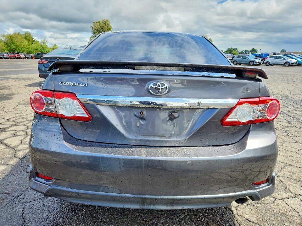 2013 Toyota Corolla მანქანა იყიდება აუქციონზე, vin: 5YFBU4EE4DP158930, აუქციონის ნომერი: 56660356