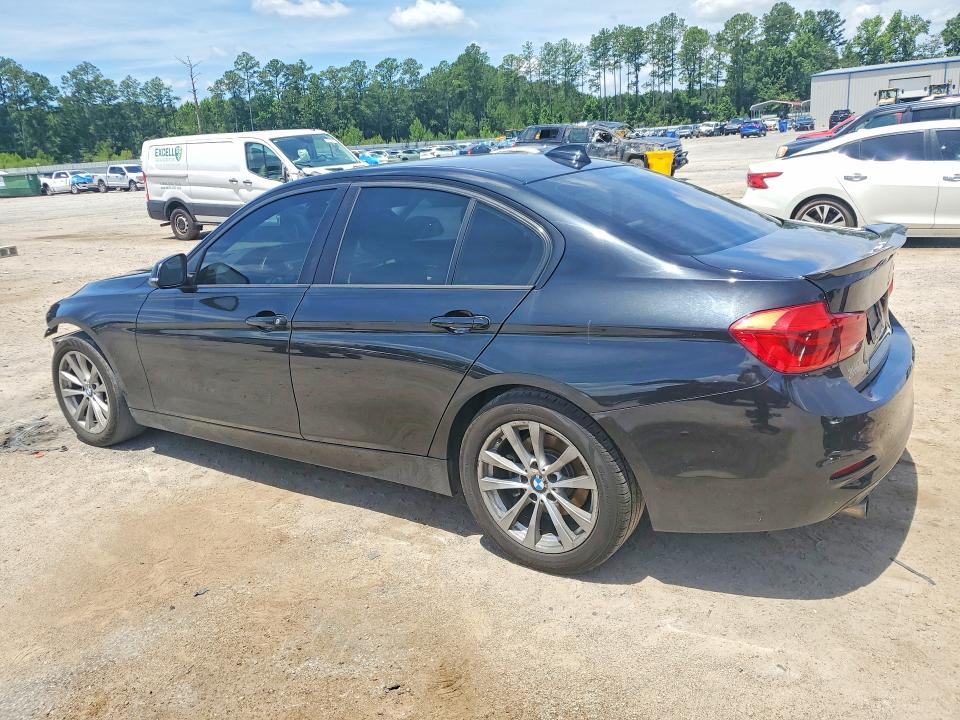 57080496 :رقم المزاد ، WBA8E1G50JNU91151 vin ، 2018 Bmw 320 مزاد بيع