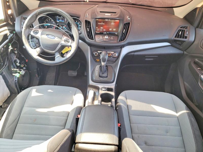 2015 Ford Escape მანქანა იყიდება აუქციონზე, vin: 1FMCU0G97FUB70052, აუქციონის ნომერი: 54975316