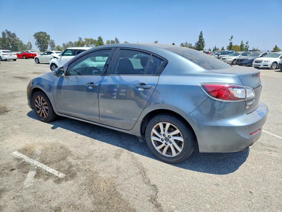 58142206 :رقم المزاد ، JM1BL1V74D1745121 vin ، 2013 Mazda 3 مزاد بيع
