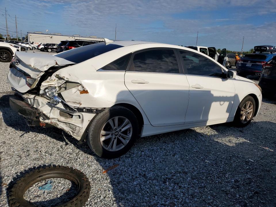 2013 Hyundai Sonata მანქანა იყიდება აუქციონზე, vin: 5NPEB4AC3DH603064, აუქციონის ნომერი: 55696556