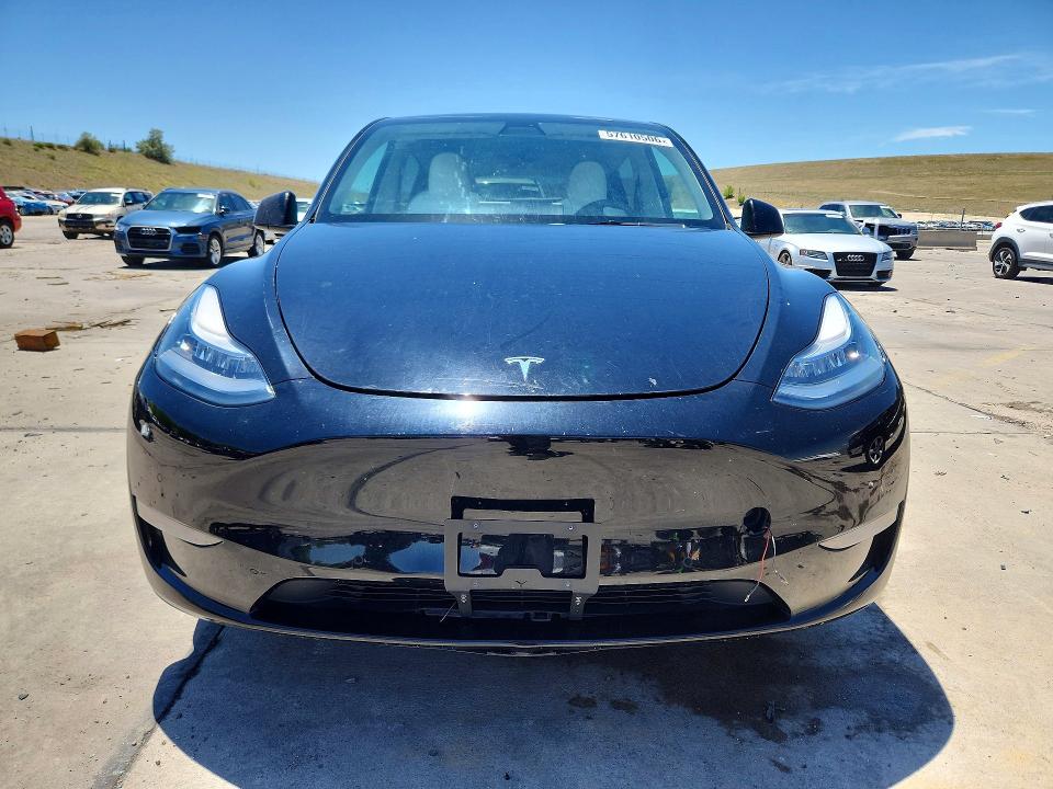 2021 Tesla Model Y მანქანა იყიდება აუქციონზე, vin: 5YJYGAEE3MF152175, აუქციონის ნომერი: 57610506