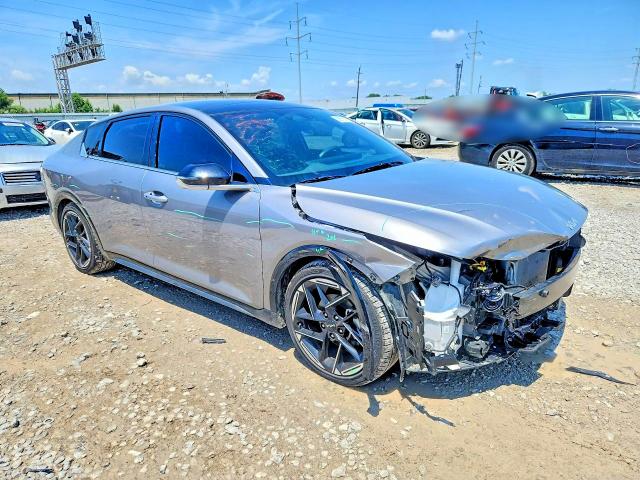 2025 Kia K4 მანქანა იყიდება აუქციონზე, vin: 3KPFW4DE6SE179094, აუქციონის ნომერი: 58876376