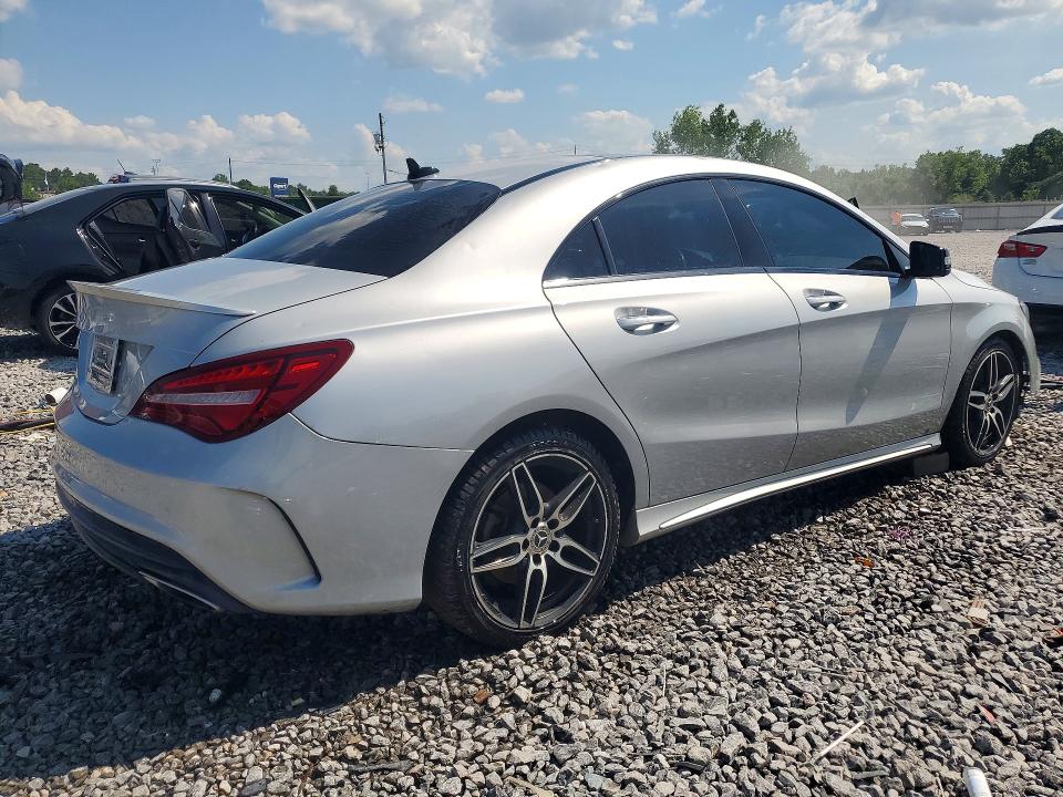 55776806 :رقم المزاد ، WDDSJ4EB1JN555072 vin ، 2018 Mercedes-benz Cla مزاد بيع