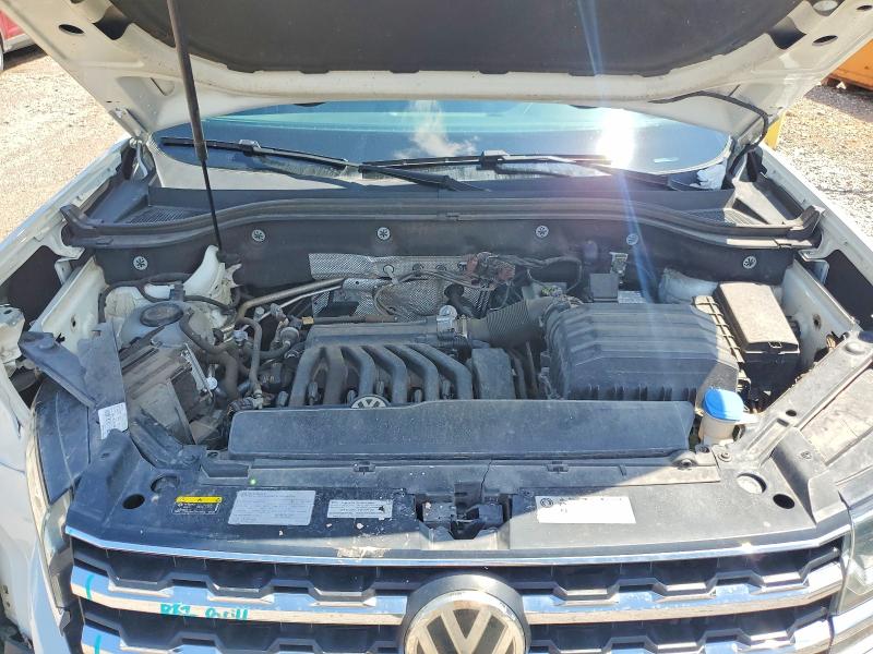 58073866 :رقم المزاد ، 1V2DR2CA3JC555501 vin ، 2018 Volkswagen Atlas مزاد بيع