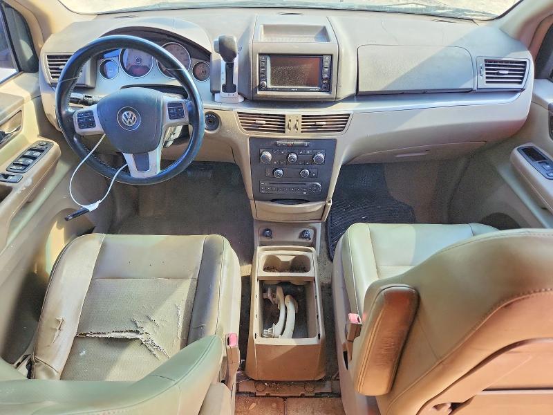 2011 Volkswagen Routan მანქანა იყიდება აუქციონზე, vin: 2V4RW3DG8BR717680, აუქციონის ნომერი: 85988505