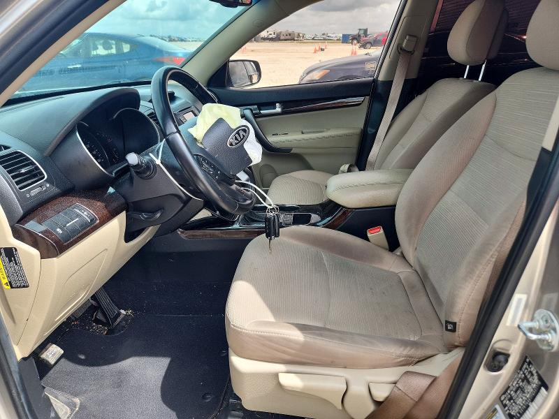 56328376 :رقم المزاد ، 5XYKT4A61FG551776 vin ، 2015 Kia Sorento مزاد بيع