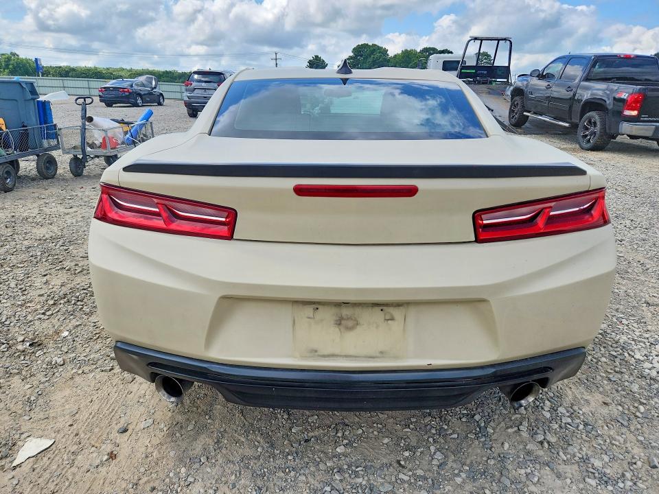57838156 :رقم المزاد ، 1G1FB1RX6H0172841 vin ، 2017 Chevrolet Camaro مزاد بيع