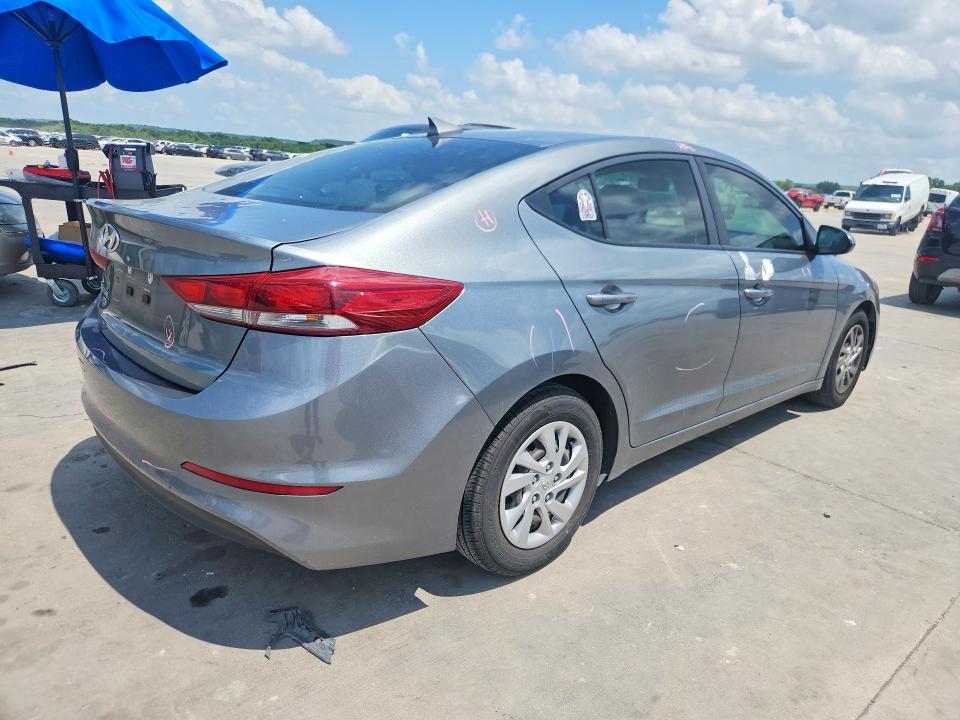 2017 Hyundai Elantra მანქანა იყიდება აუქციონზე, vin: KMHD74LF6HU397105, აუქციონის ნომერი: 57931026