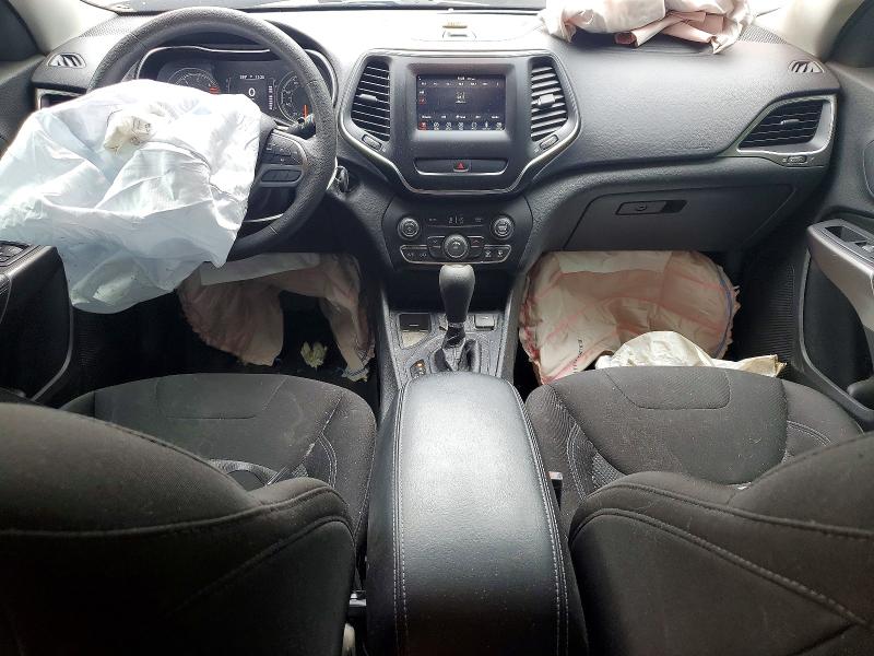 56449136 :رقم المزاد ، 1C4PJLCB0KD286146 vin ، 2019 Jeep Cherokee مزاد بيع