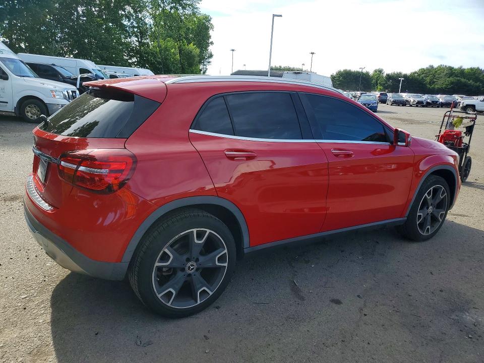 57612416 :رقم المزاد ، WDCTG4EB4KU014130 vin ، 2019 Mercedes-benz Gla مزاد بيع
