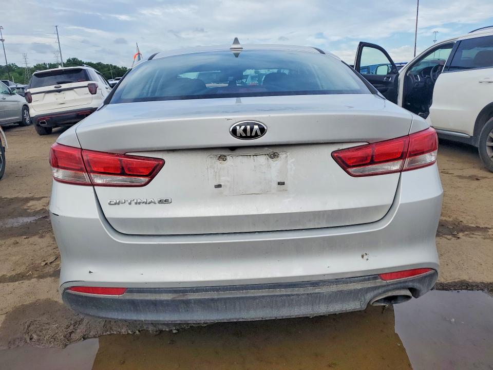 2016 Kia Optima მანქანა იყიდება აუქციონზე, vin: KNAGT4L30G5119812, აუქციონის ნომერი: 57046406