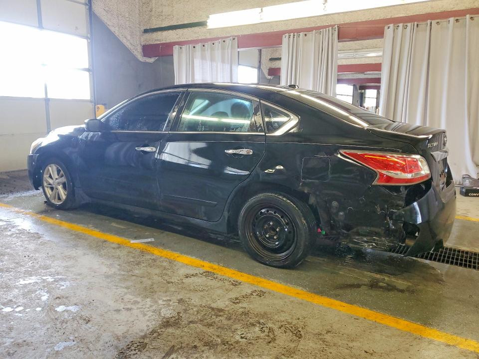 57217726 :رقم المزاد ، 1N4AL3AP0FC213715 vin ، 2015 Nissan Altima مزاد بيع