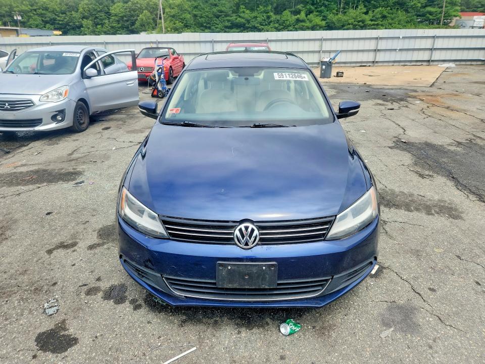 Продажа на аукционе авто 2013 Volkswagen Jetta, vin: 3VWDP7AJ4DM430112, номер лота: 59112846
