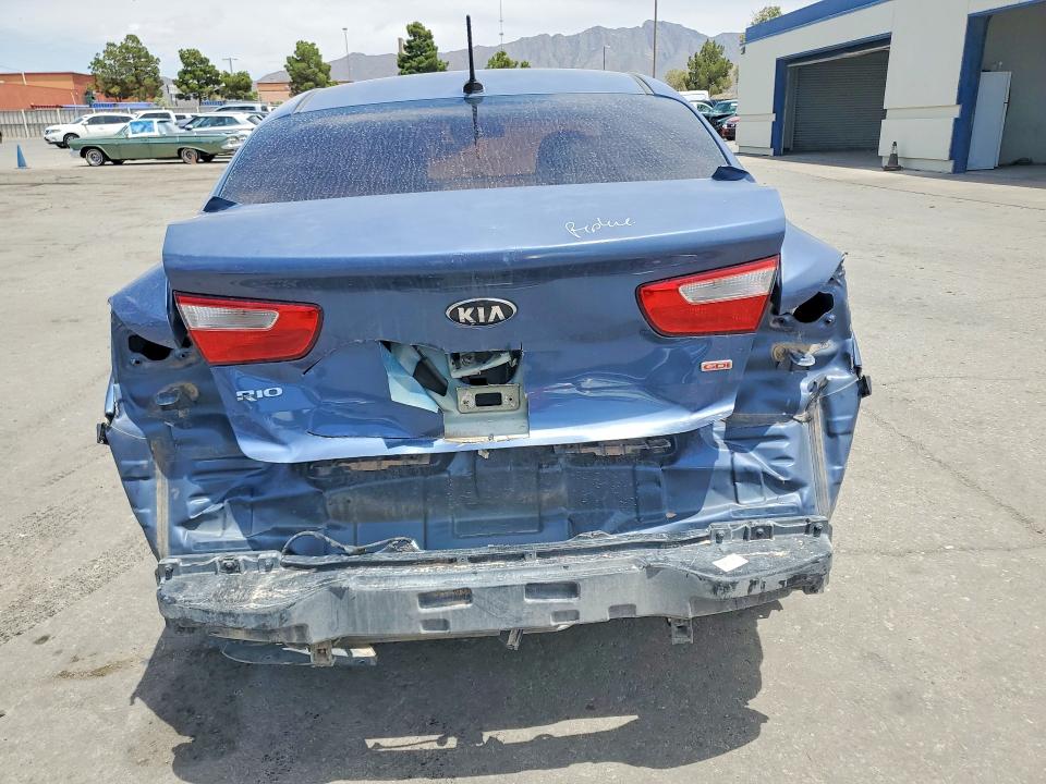 56110546 :رقم المزاد ، KNADM4A34G6686439 vin ، 2016 Kia Rio مزاد بيع