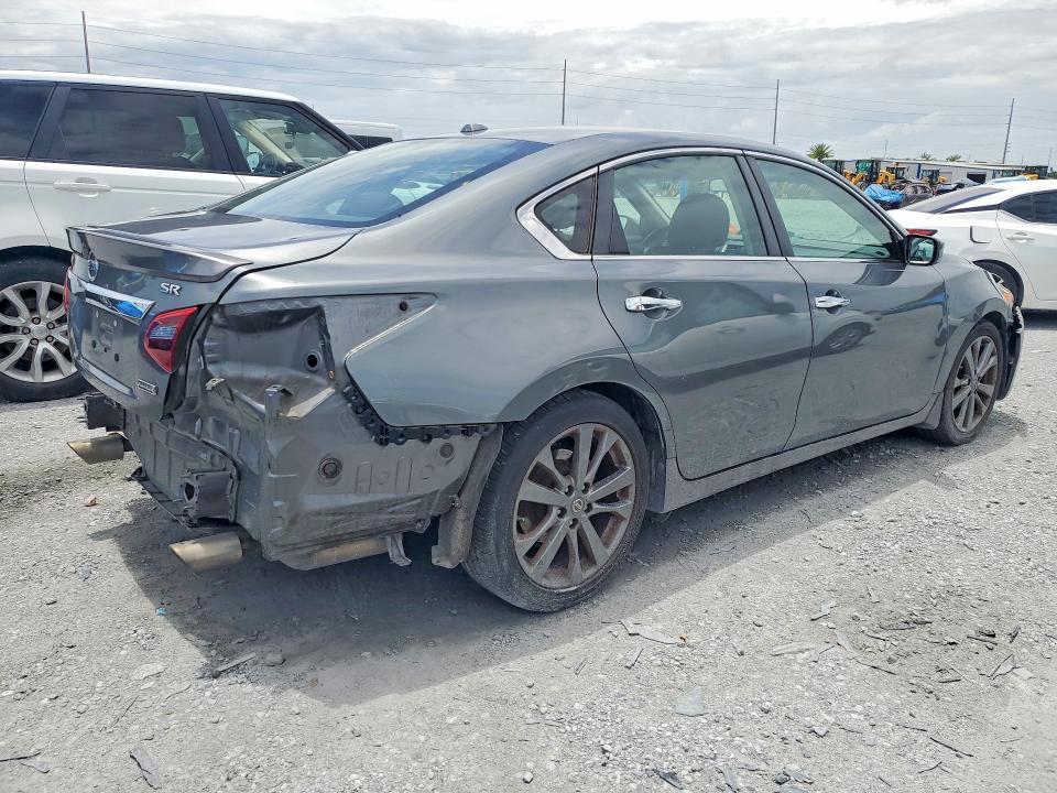 Продажа на аукционе авто 2018 Nissan Altima, vin: 1N4AL3AP7JC268848, номер лота: 54829616