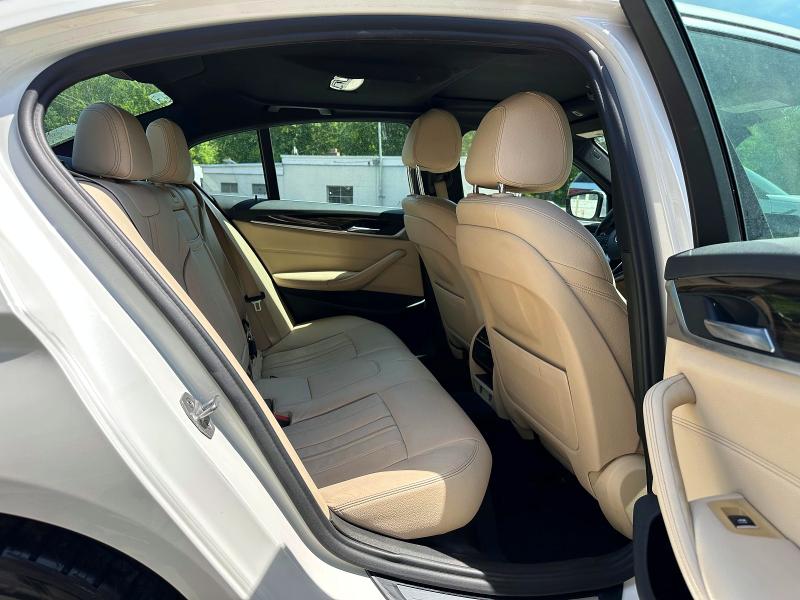 2019 Bmw 530 მანქანა იყიდება აუქციონზე, vin: WBAJA5C59KWW18744, აუქციონის ნომერი: 54454766
