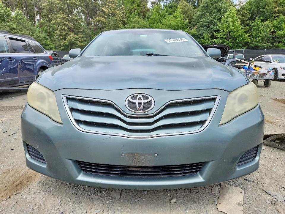 58369536 :رقم المزاد ، 4T1BF3EKXBU694044 vin ، 2011 Toyota Camry مزاد بيع