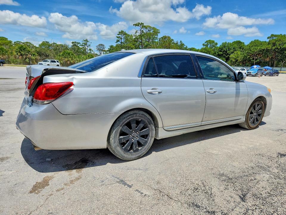 2011 Toyota Avalon მანქანა იყიდება აუქციონზე, vin: 4T1BK3DB4BU384579, აუქციონის ნომერი: 57234826