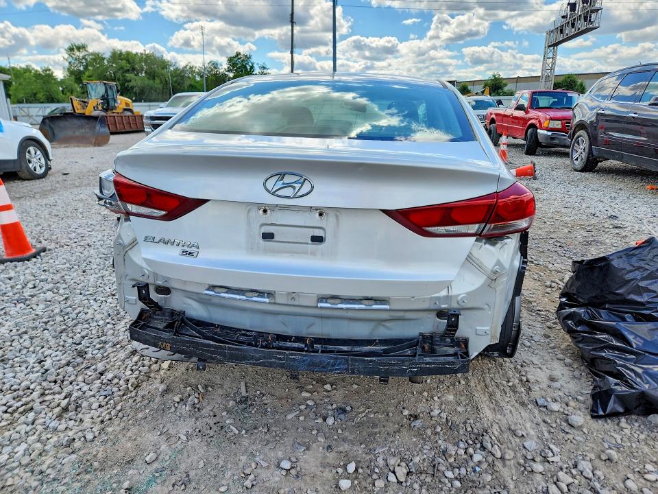2018 Hyundai Elantra მანქანა იყიდება აუქციონზე, vin: 5NPD74LF2JH278245, აუქციონის ნომერი: 57127176