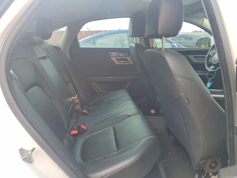 Aukcja sprzedaży 2016 Jaguar Xf, vin: SAJBJ4BV1GCY16473, numer aukcji: 56643016