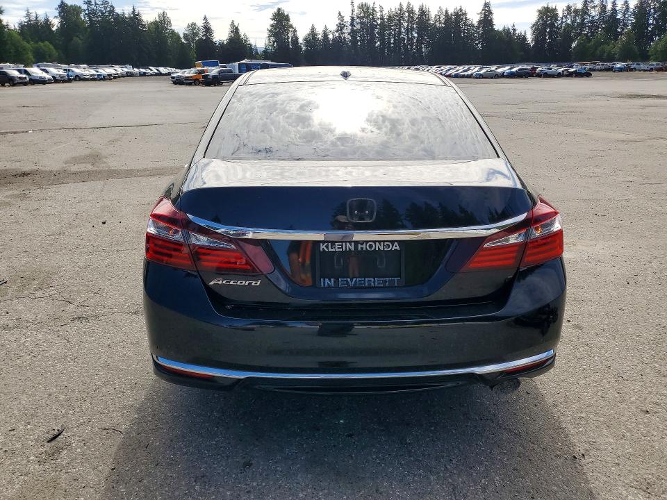 2017 Honda Accord მანქანა იყიდება აუქციონზე, vin: 1HGCR2F81HA024262, აუქციონის ნომერი: 58090816