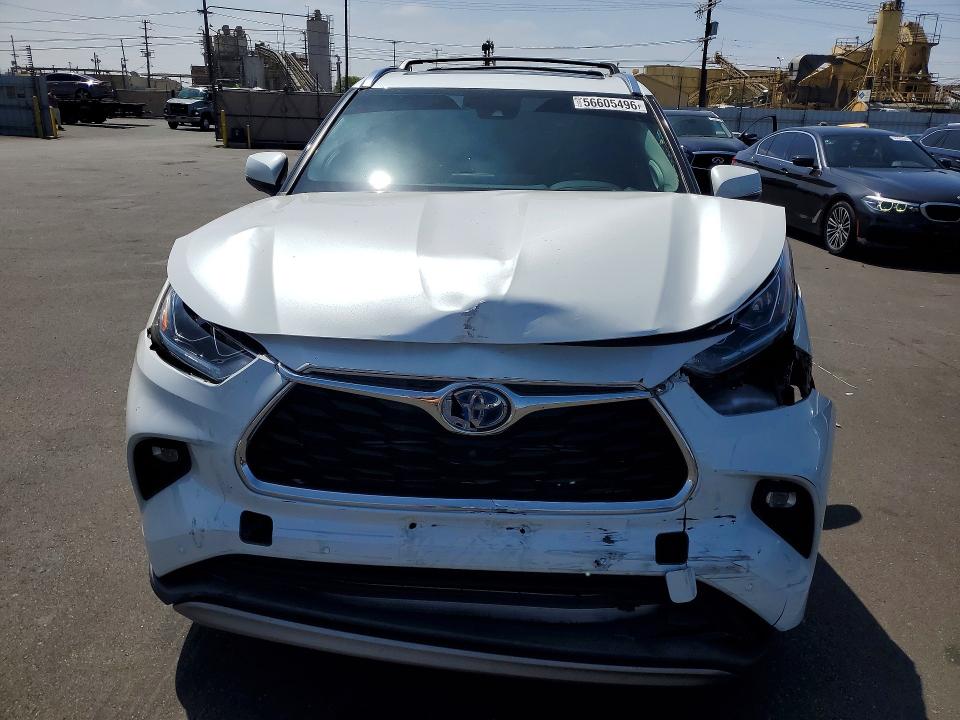 Auction sale of the 2022 Toyota Highlander, vin: 5TDEBRCH0NS101520, lot number: 56605496