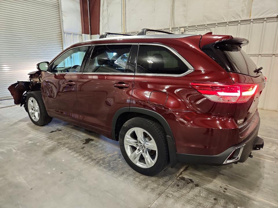 54600126 :رقم المزاد ، 5TDDZRFH3JS492188 vin ، 2018 Toyota Highlander مزاد بيع