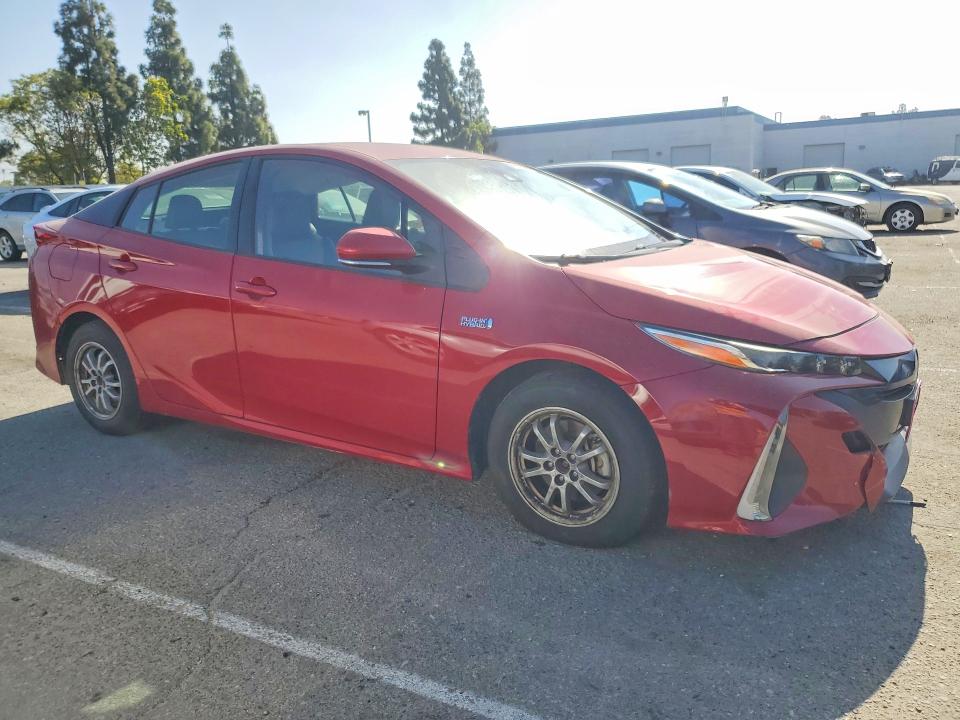 2021 Toyota Prius Prime მანქანა იყიდება აუქციონზე, vin: JTDKAMFP7M3186058, აუქციონის ნომერი: 56671886