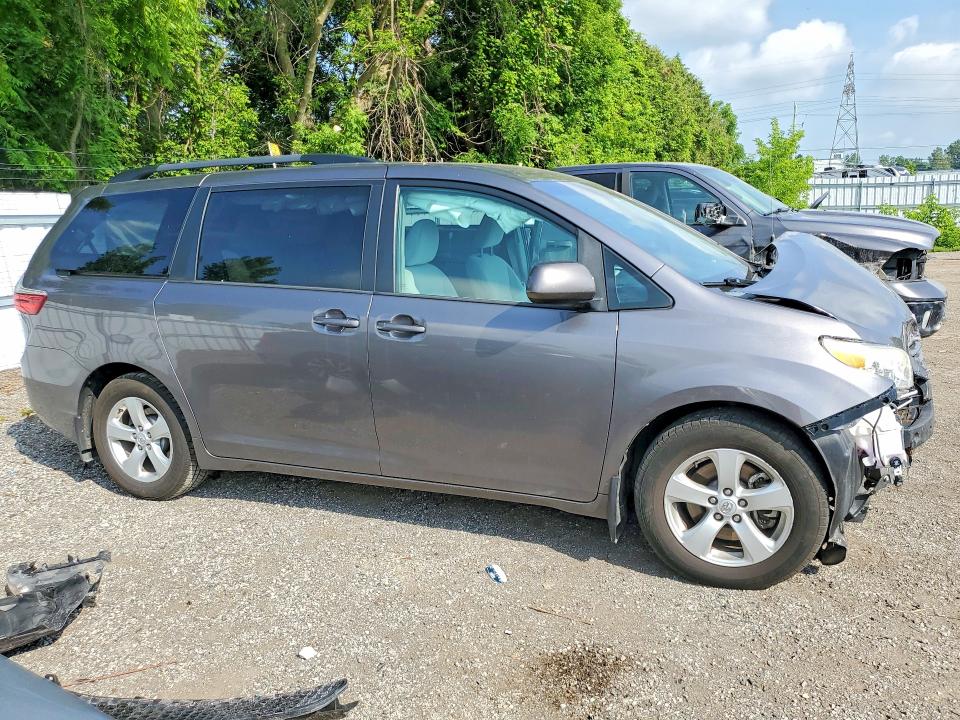 Aukcja sprzedaży 2015 Toyota Sienna, vin: 5TDKK3DC6FS627784, numer aukcji: 59095586