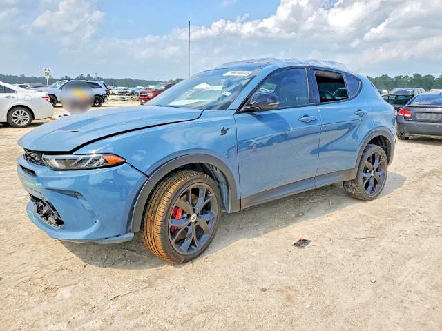 2023 Dodge Hornet მანქანა იყიდება აუქციონზე, vin: ZACNDFBN5P3A03381, აუქციონის ნომერი: 58090046