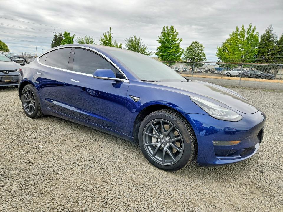 2018 Tesla Model 3 მანქანა იყიდება აუქციონზე, vin: 5YJ3E1EA5JF013125, აუქციონის ნომერი: 55026746