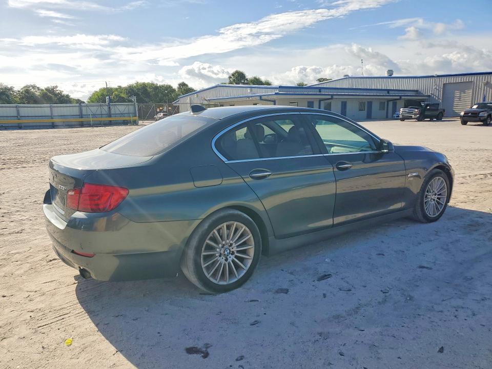 56421376 :رقم المزاد ، WBAFU7C52DDU68080 vin ، 2013 Bmw 535 مزاد بيع