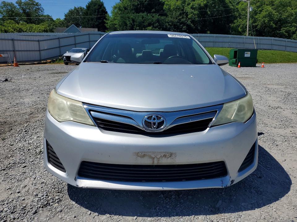 56270316 :رقم المزاد ، 4T4BF1FKXDR328449 vin ، 2013 Toyota Camry مزاد بيع