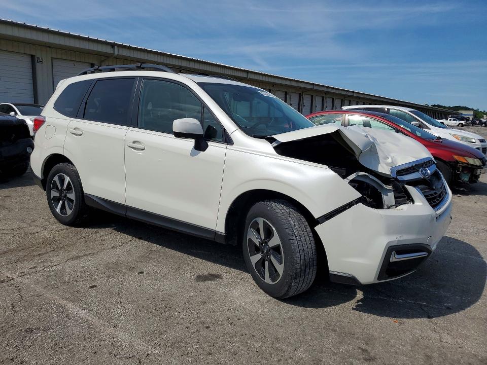58730596 :رقم المزاد ، JF2SJAEC7HH416544 vin ، 2017 Subaru Forester مزاد بيع